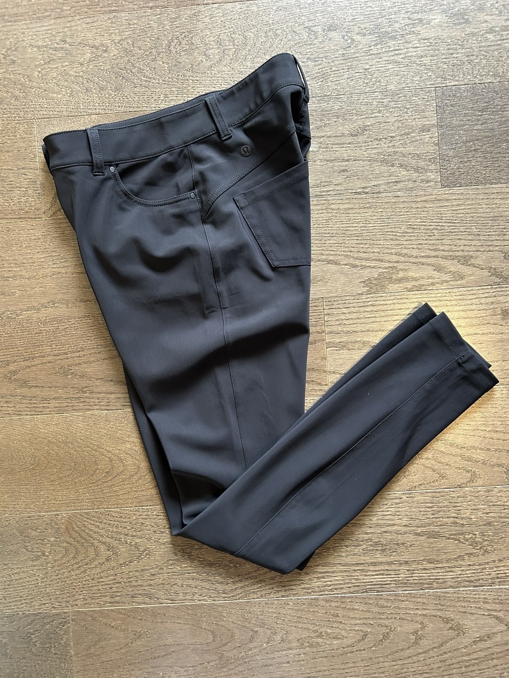 Lululemon City Sleek 5-Pocket HR 7/8 Pant Black Size 27